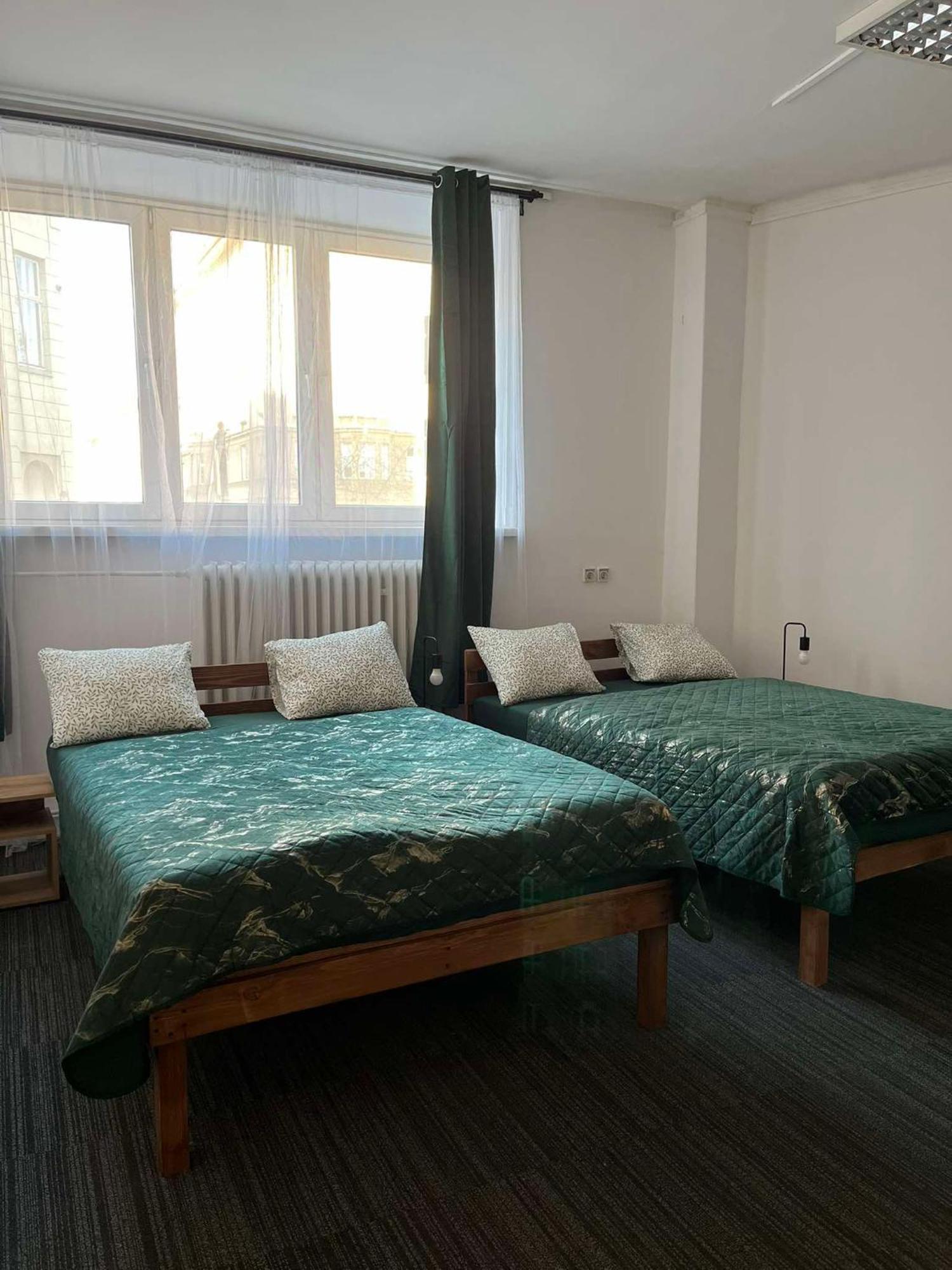 Tom Hostel Красков Екстериор снимка