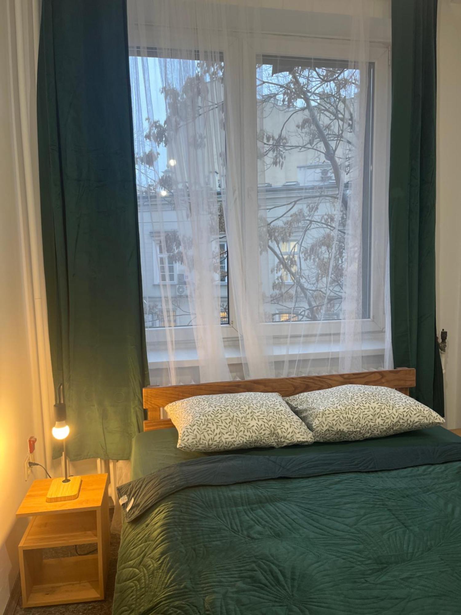 Tom Hostel Красков Екстериор снимка