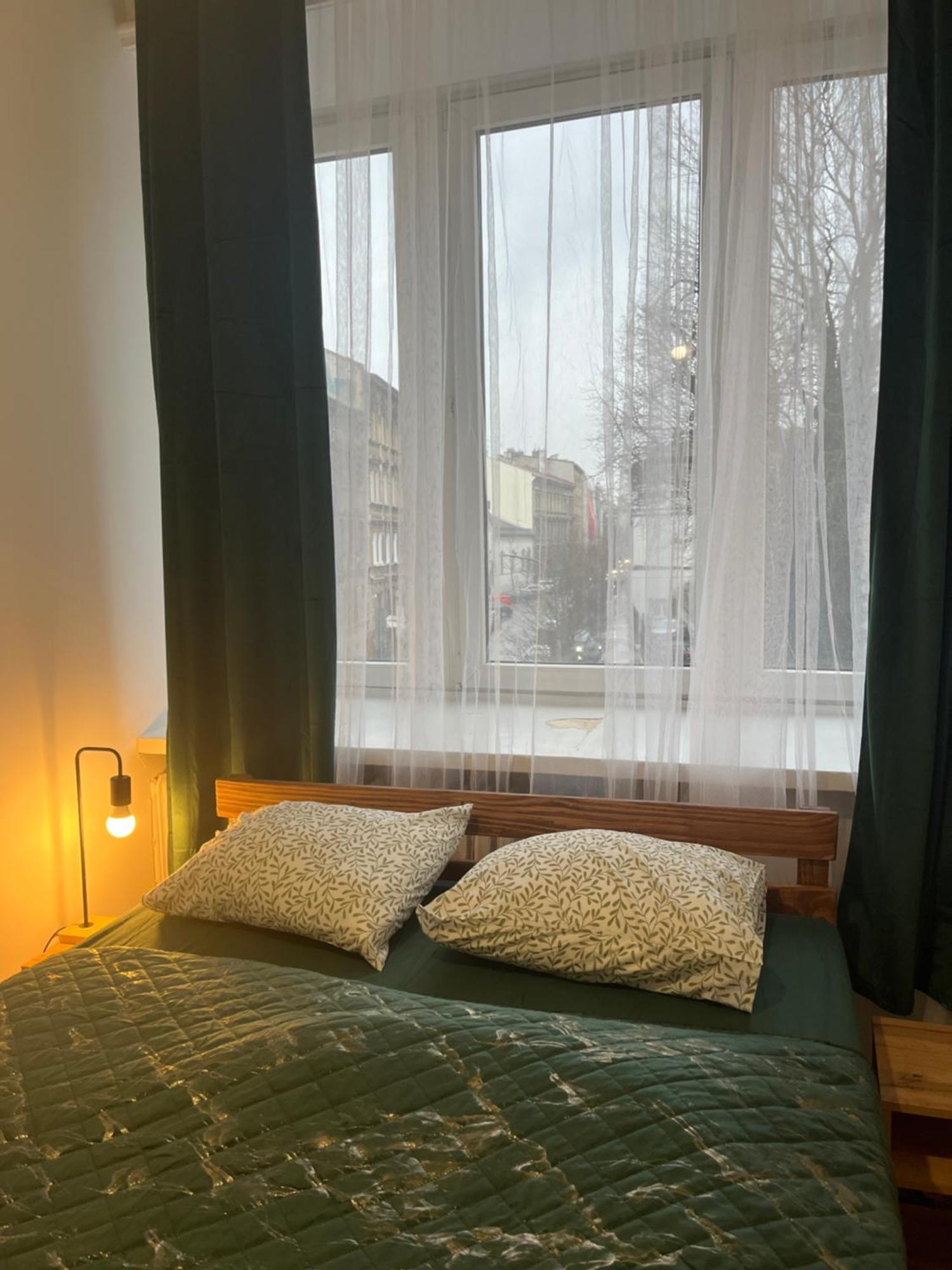 Tom Hostel Красков Екстериор снимка