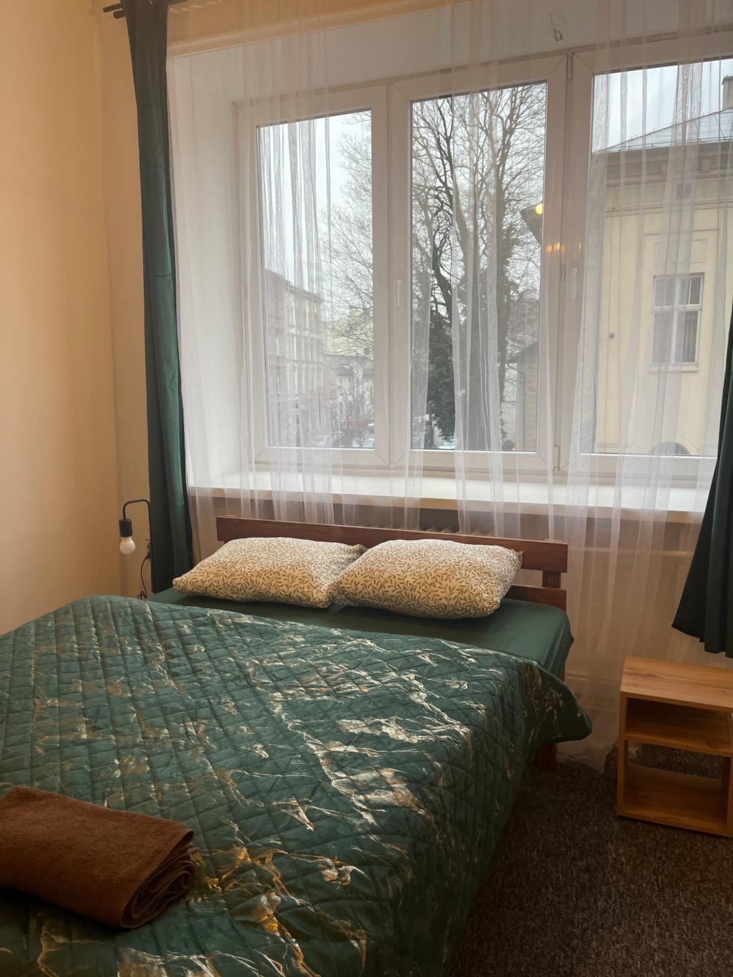 Tom Hostel Красков Екстериор снимка