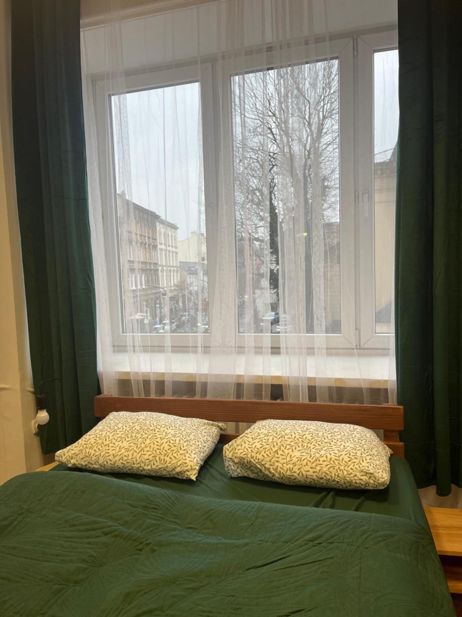 Tom Hostel Красков Екстериор снимка