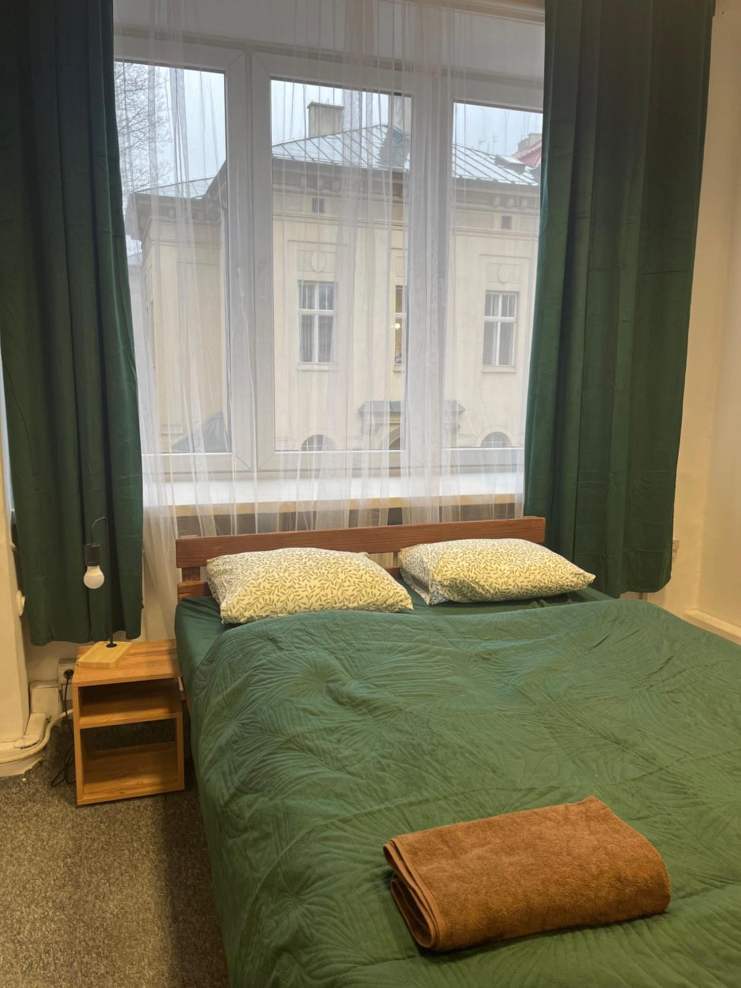 Tom Hostel Красков Екстериор снимка