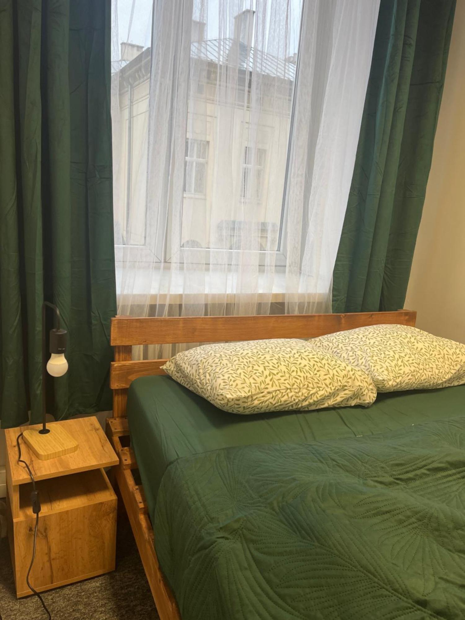 Tom Hostel Красков Екстериор снимка