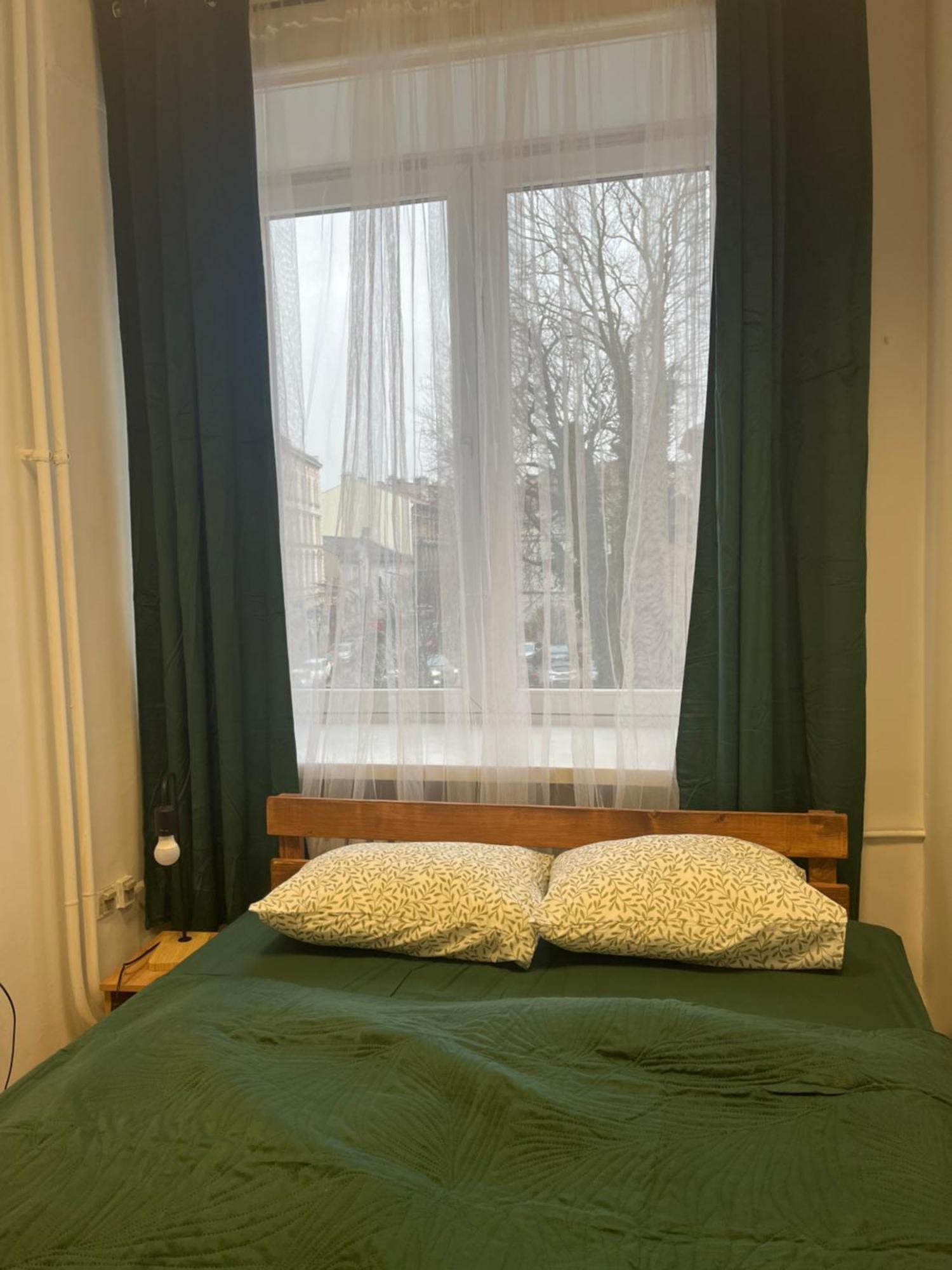 Tom Hostel Красков Екстериор снимка