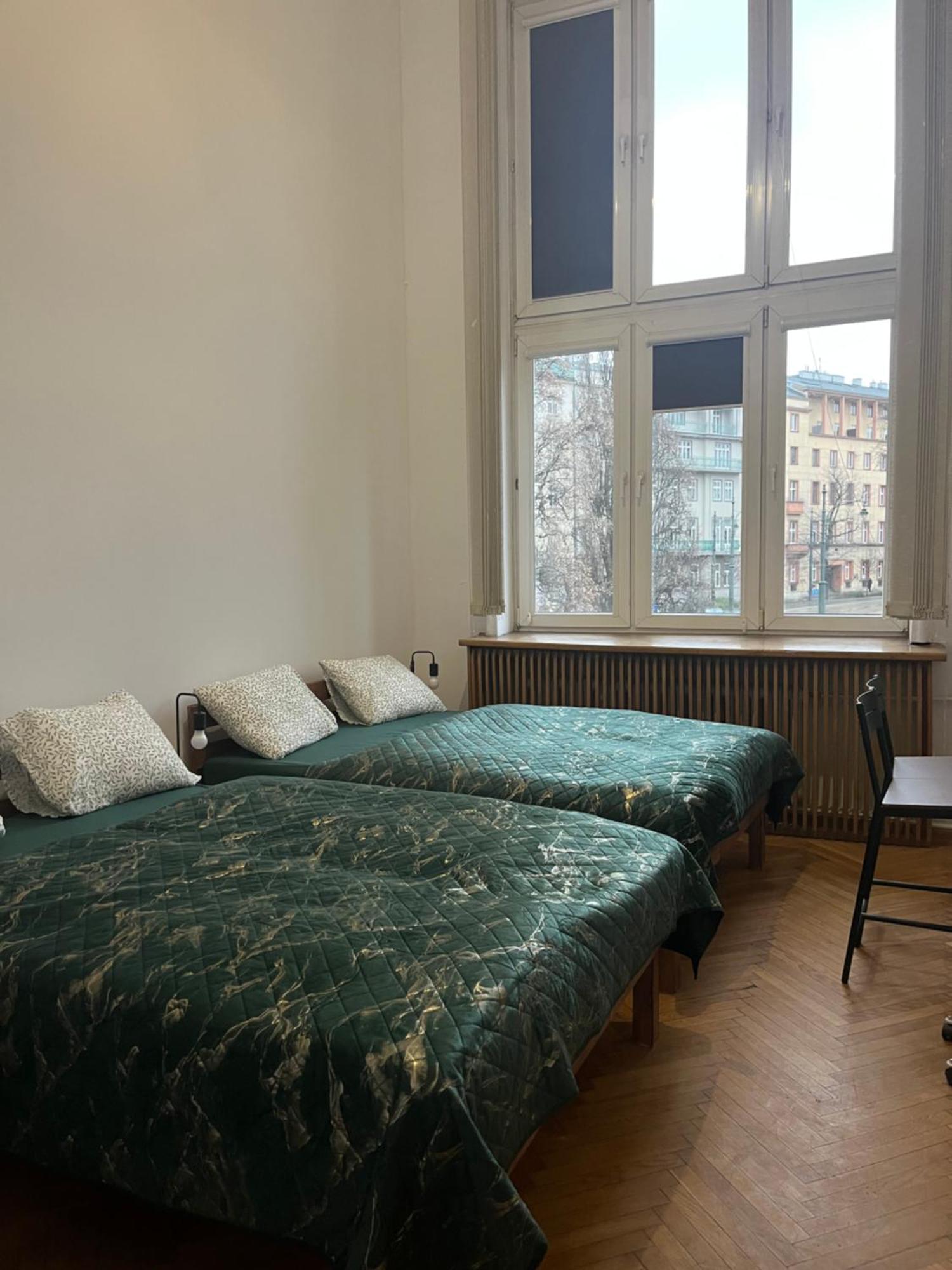 Tom Hostel Красков Екстериор снимка