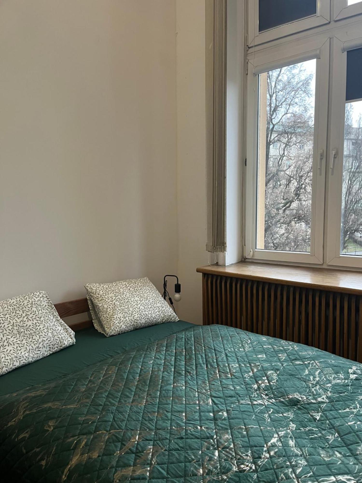 Tom Hostel Красков Екстериор снимка
