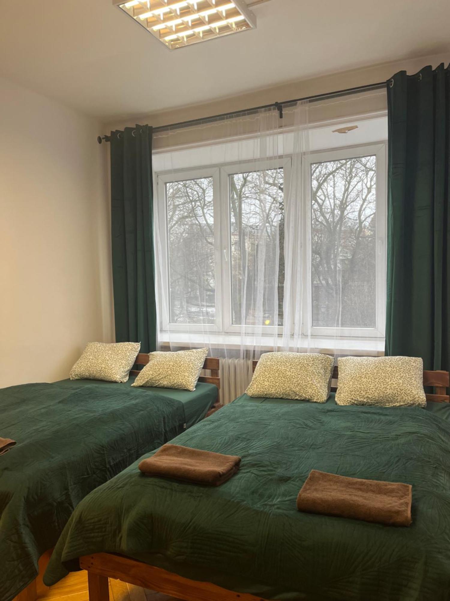 Tom Hostel Красков Екстериор снимка