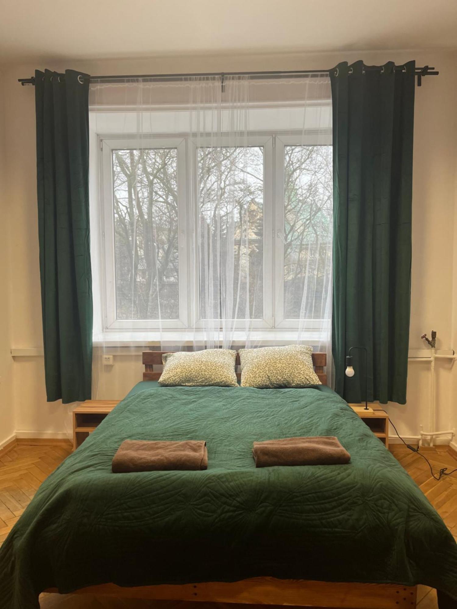 Tom Hostel Красков Екстериор снимка